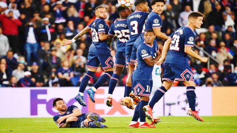 Thông tin chi tiết về luật lệ và các loại hình phạt trực tiếp trong bóng đá - V6Sport