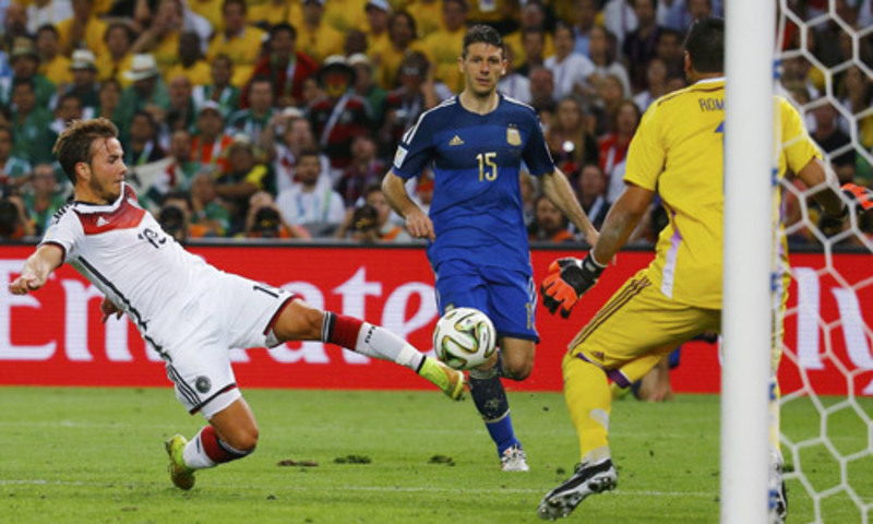 Mario Götze ghi bàn thắng quyết định tại hiệp phụ World Cup 2014