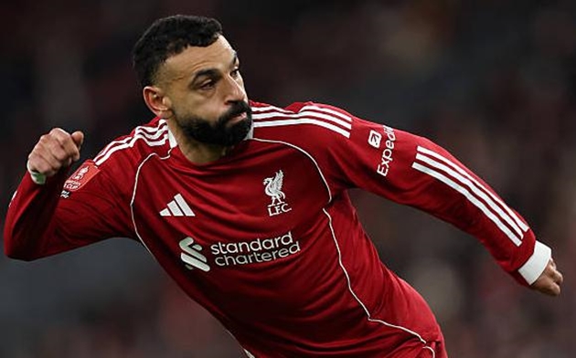 Salah phớt lờ đại gia Ả Rập để tập trung cùng Liverpool