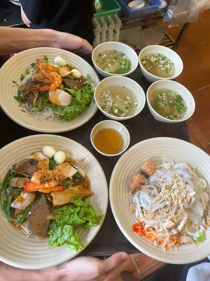 Hủ tiếu Dì Năm Sa Đéc mang đậm bản sắc miền Tây